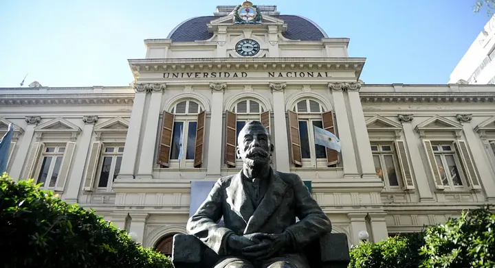 Fundación de la Universidad Nacional de La Plata